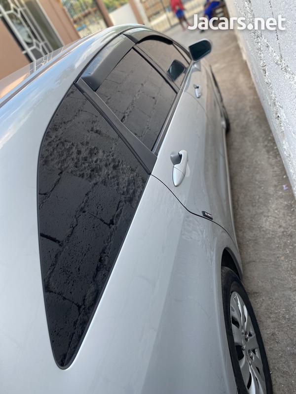 Honda Stream 1,8L 2011-5