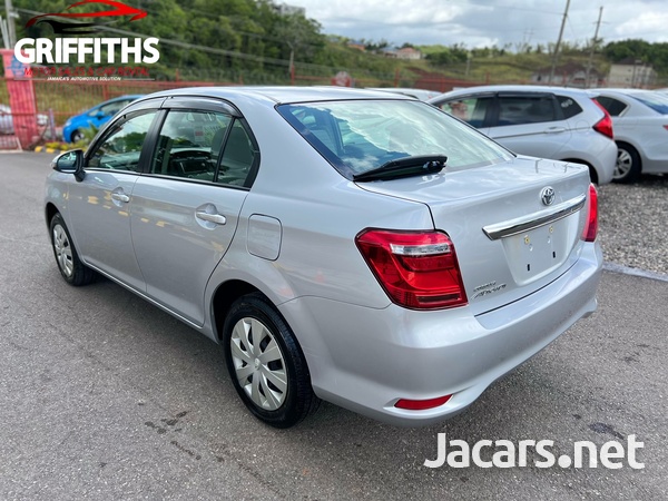 Toyota Axio 1,5L 2017-4