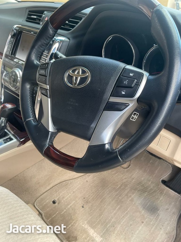 Toyota Mark X 3,5L 2012-8