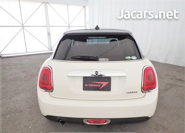 Mini Cooper 1,6L 2016