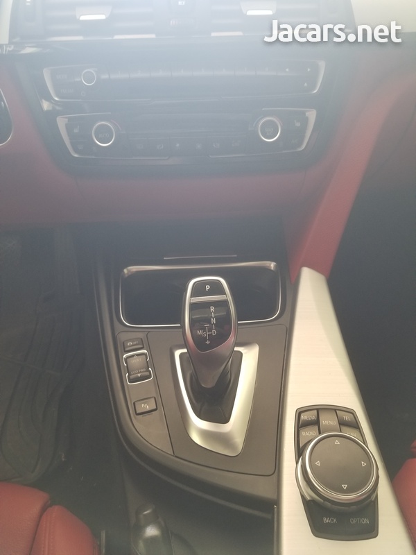 BMW 4-Series 1,9L 2015-9