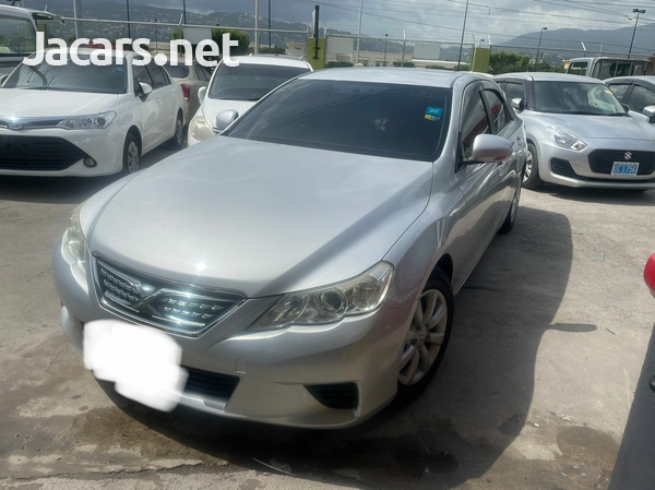 Toyota Mark X 2,5L 2012-3
