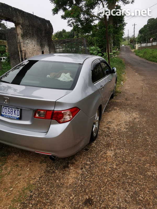Honda Accord 1,8L 2011-3
