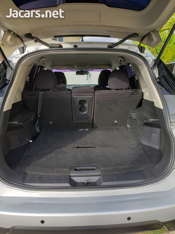Nissan X-Trail 1,9L 2016-10
