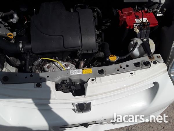 Toyota Passo 1,0L 2013-14