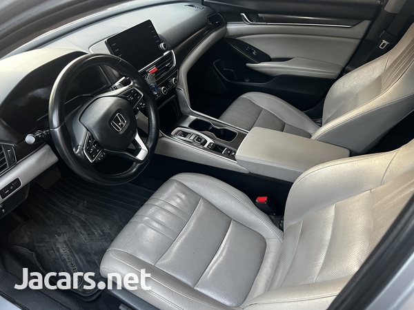 Honda Accord 2,0L 2019-11