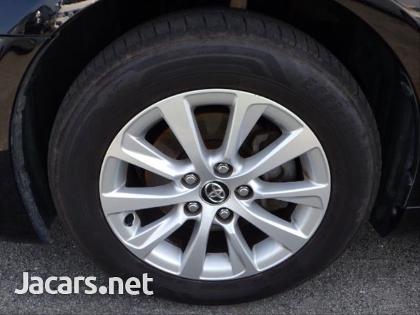 Toyota Mark X 2,5L 2017-9