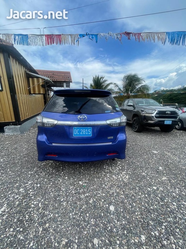 Toyota Wish 1,8L 2013-5