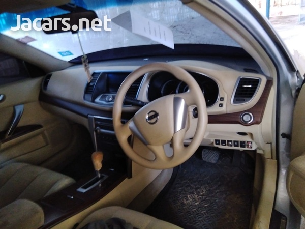 Nissan Teana 2,5L 2013-5