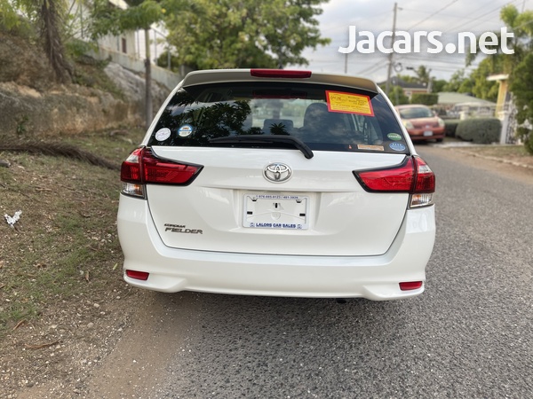 Toyota Fielder 1,5L 2017-5