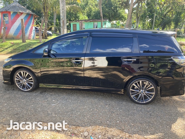 Toyota Wish 1,8L 2013-4