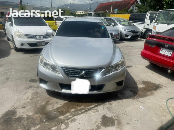 Toyota Mark X 2,5L 2012-4