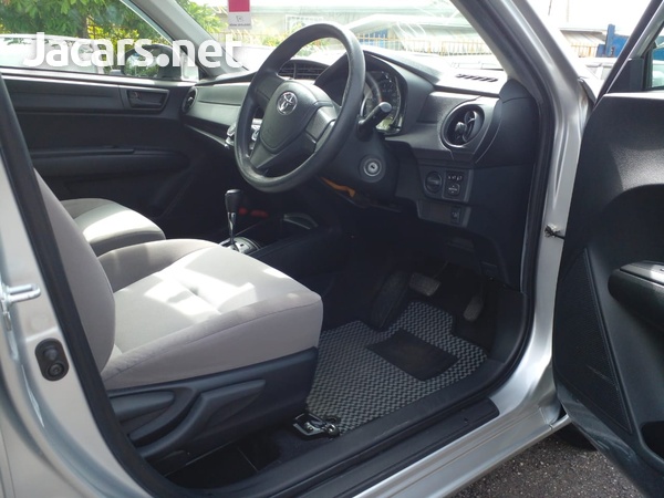 Toyota Axio 1,5L 2017-11