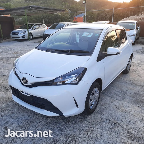 Toyota Vitz 1,0L 2016-3