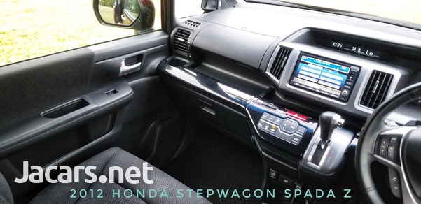 Honda Stepwgn Spada 2,0L 2012-16