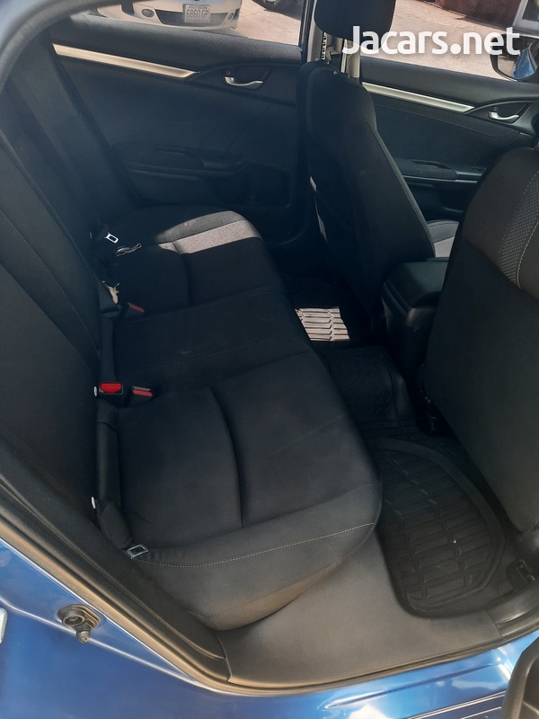 Honda Civic 1,6L 2020-5