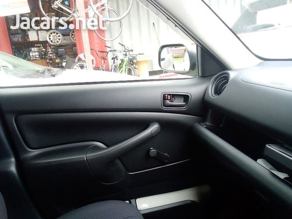 Toyota Probox 1,5L 2016-11