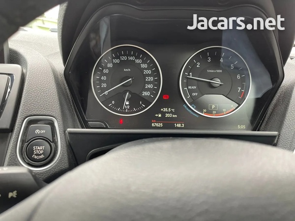 BMW 1-Series 1,6L 2015-6