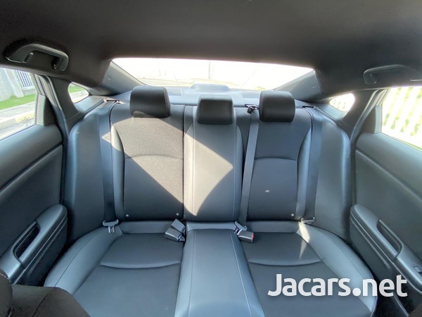 Honda Civic 2,0L 2021-6