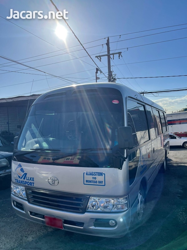 Toyota Coaster 2014-3