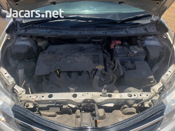 Toyota Fielder 1,5L 2014-5