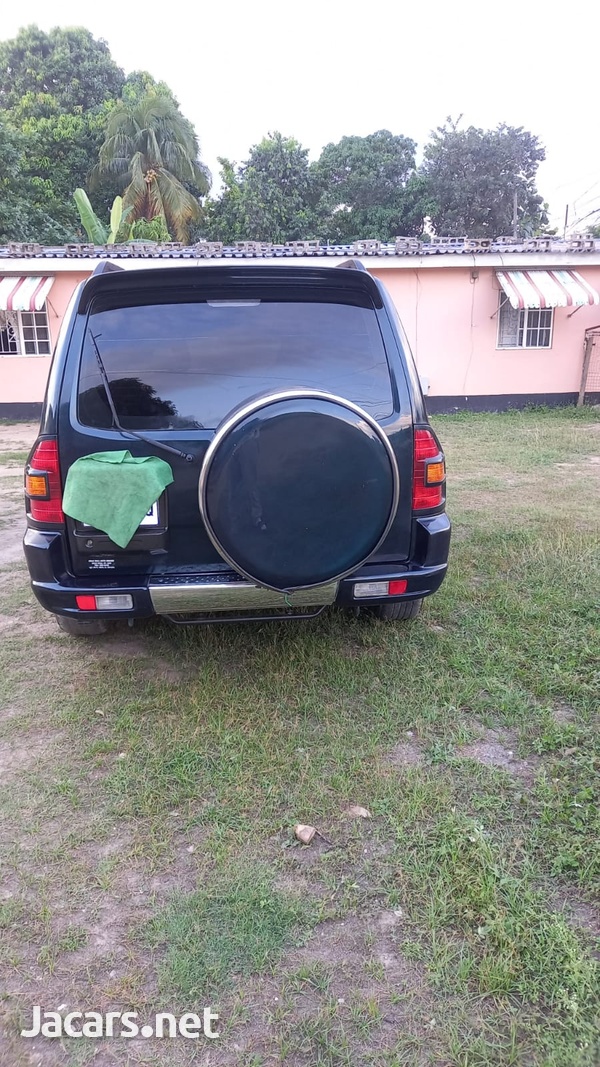 Mitsubishi Pajero 3,0L 2003-3