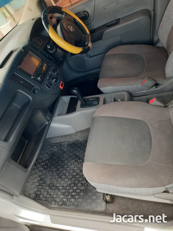 Nissan AD Wagon 1,5L 2013-2