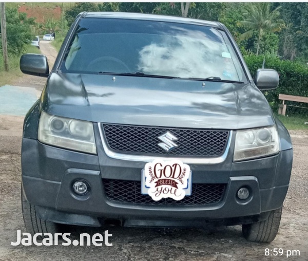 Suzuki Escudo 2,0L 2006-1