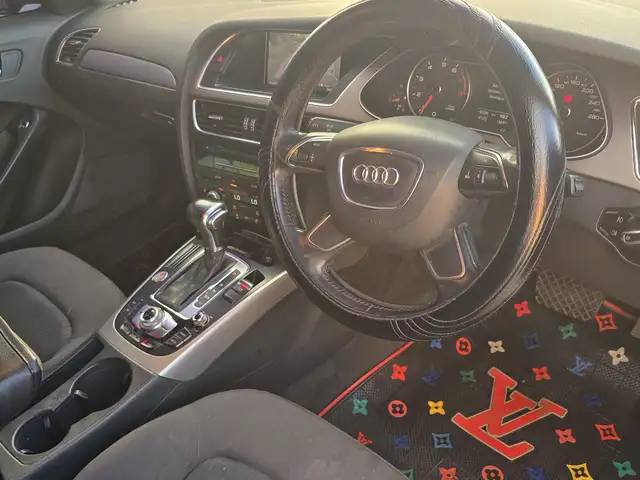 Audi A4 2,0L 2014, Saint James - 7
