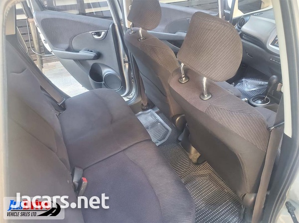 Honda Fit 1,3L 2013-9