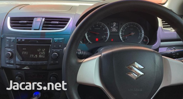 Suzuki Swift 1,3L 2012-6