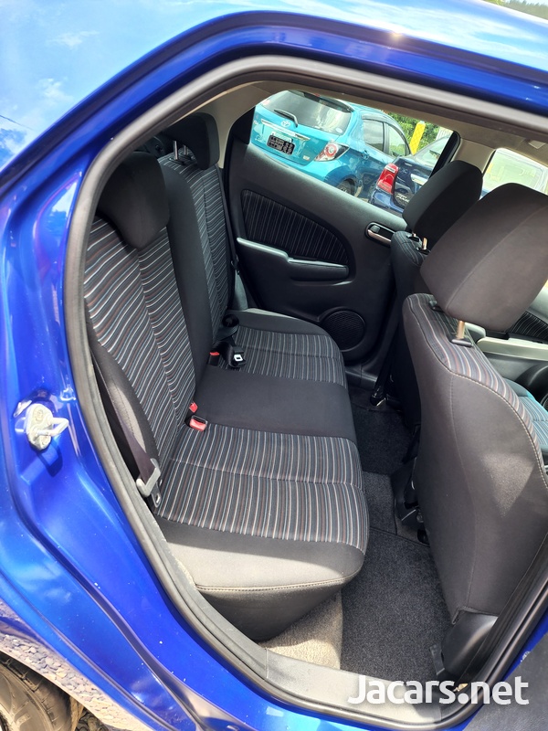 Mazda Demio 1,5L 2009-9