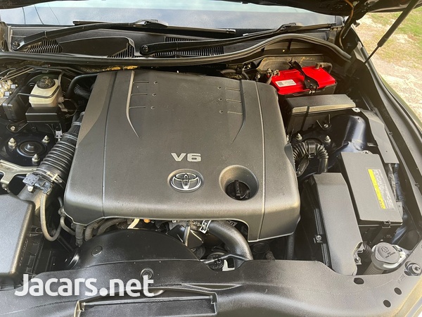 Toyota Mark X 2,5L 2012-8
