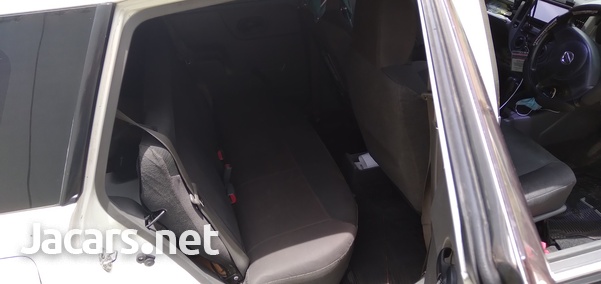Nissan AD Wagon 1,5L 2012-9