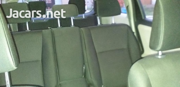 Toyota Wish 1,8L 2011-5