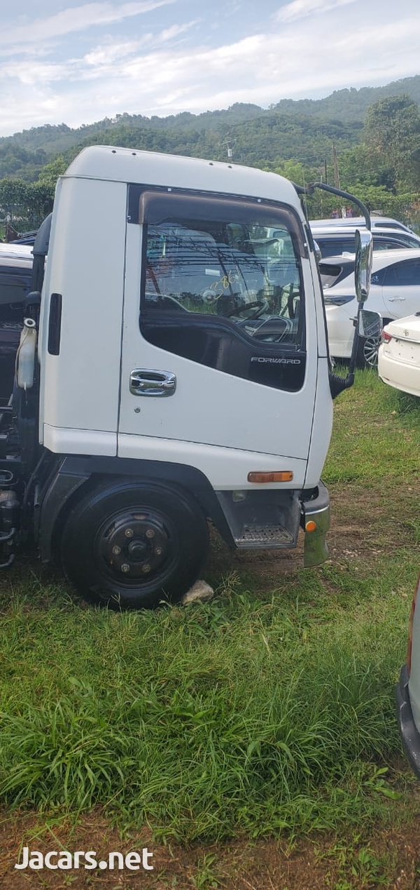 2005 Isuzu Forward 5ton Truck-8
