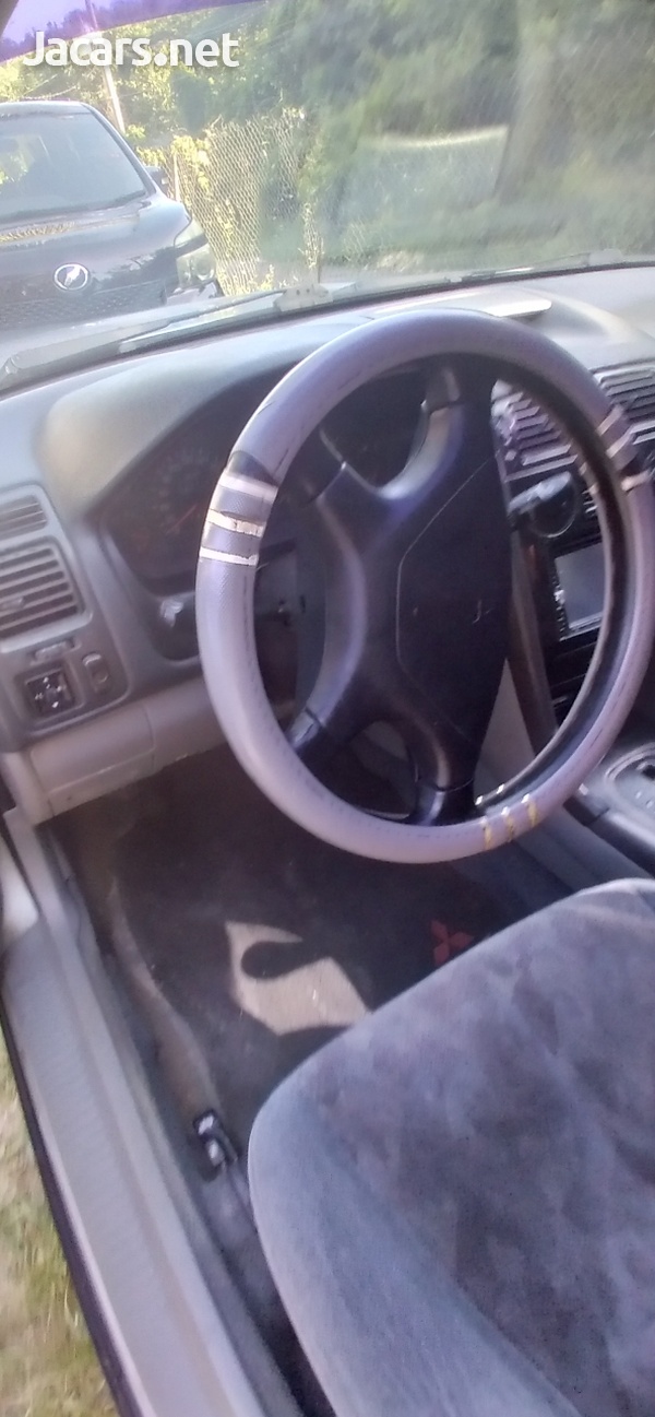 Mitsubishi Galant Fortis 1,4L 1999-6