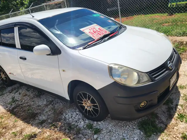 Nissan AD Wagon