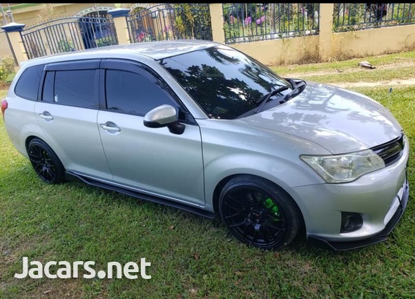 Toyota Fielder 1,5L 2013-1