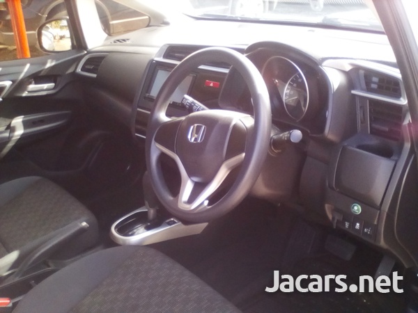 Honda Fit 1,3L 2016-9