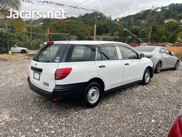 Nissan AD Wagon 1,5L 2016-6