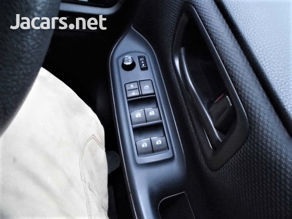 Toyota Voxy 2,0L 2016-16