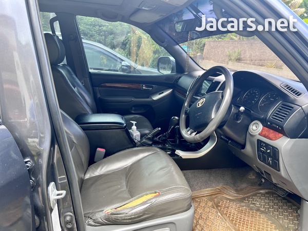 Toyota Prado 2,5L 2009-7