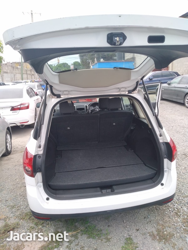 Nissan Wingroad 1,5L 2013-8
