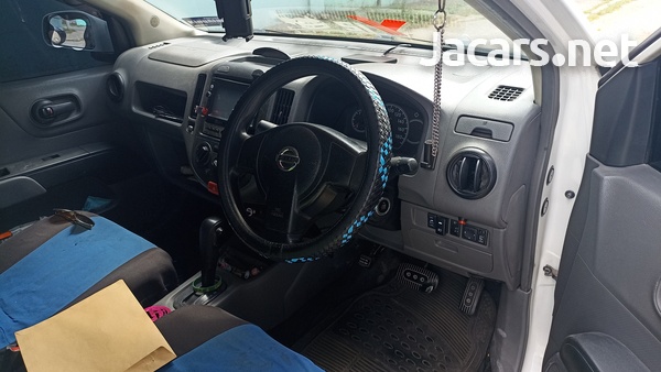 Nissan AD Wagon 1,5L 2011-5