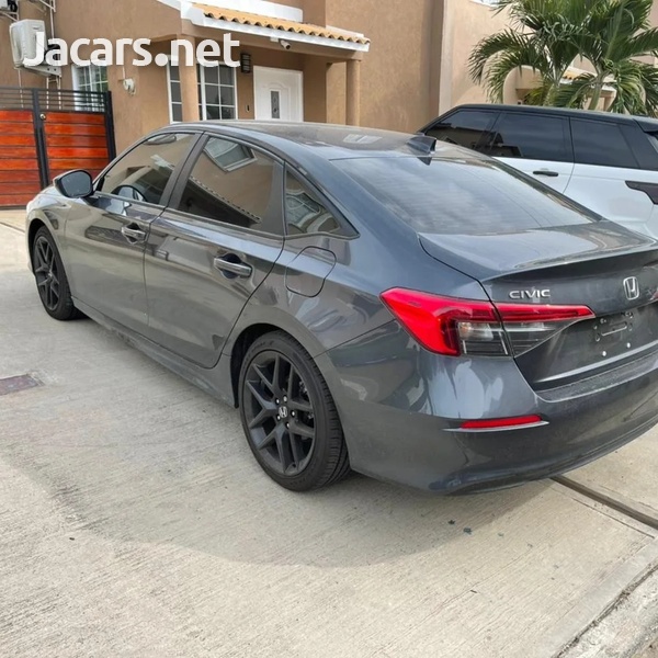 Honda Civic 2,0L 2022-6