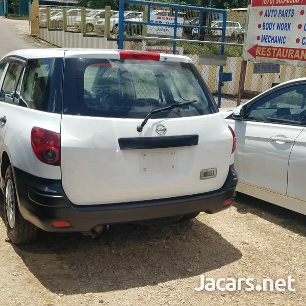 Nissan AD Wagon 1,5L 2013-6