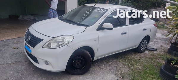 Nissan Latio 1,3L 2013-4