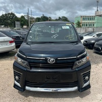 Toyota Voxy 2,0L 2017 Toyota Voxy 2,0L 2017