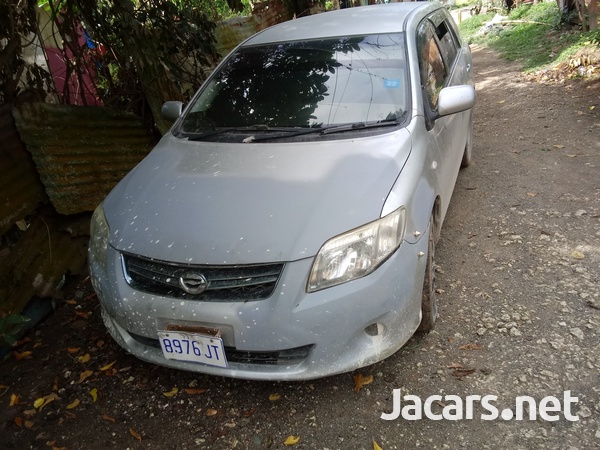Toyota Fielder 1,5L 2011-7